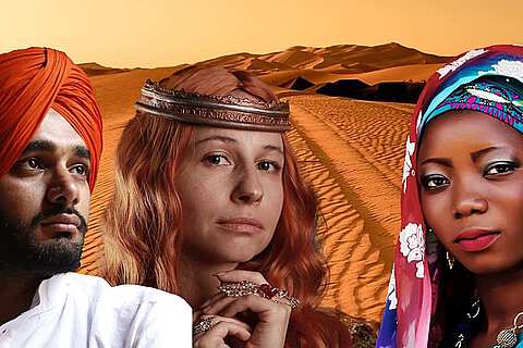 4 Akteure in der Wüste bei der Vidulus Saga - dem Mobilen Escape Game für Gruppen vor Ort | mit GeccoTours-TeamEvents.com